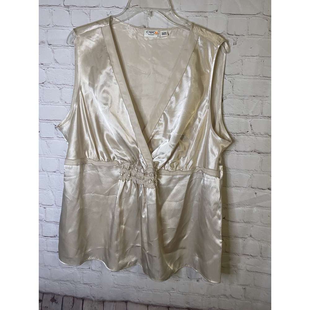 Cato Women's Satin Feel detail sleeveless satin blouse‎ size 22/24